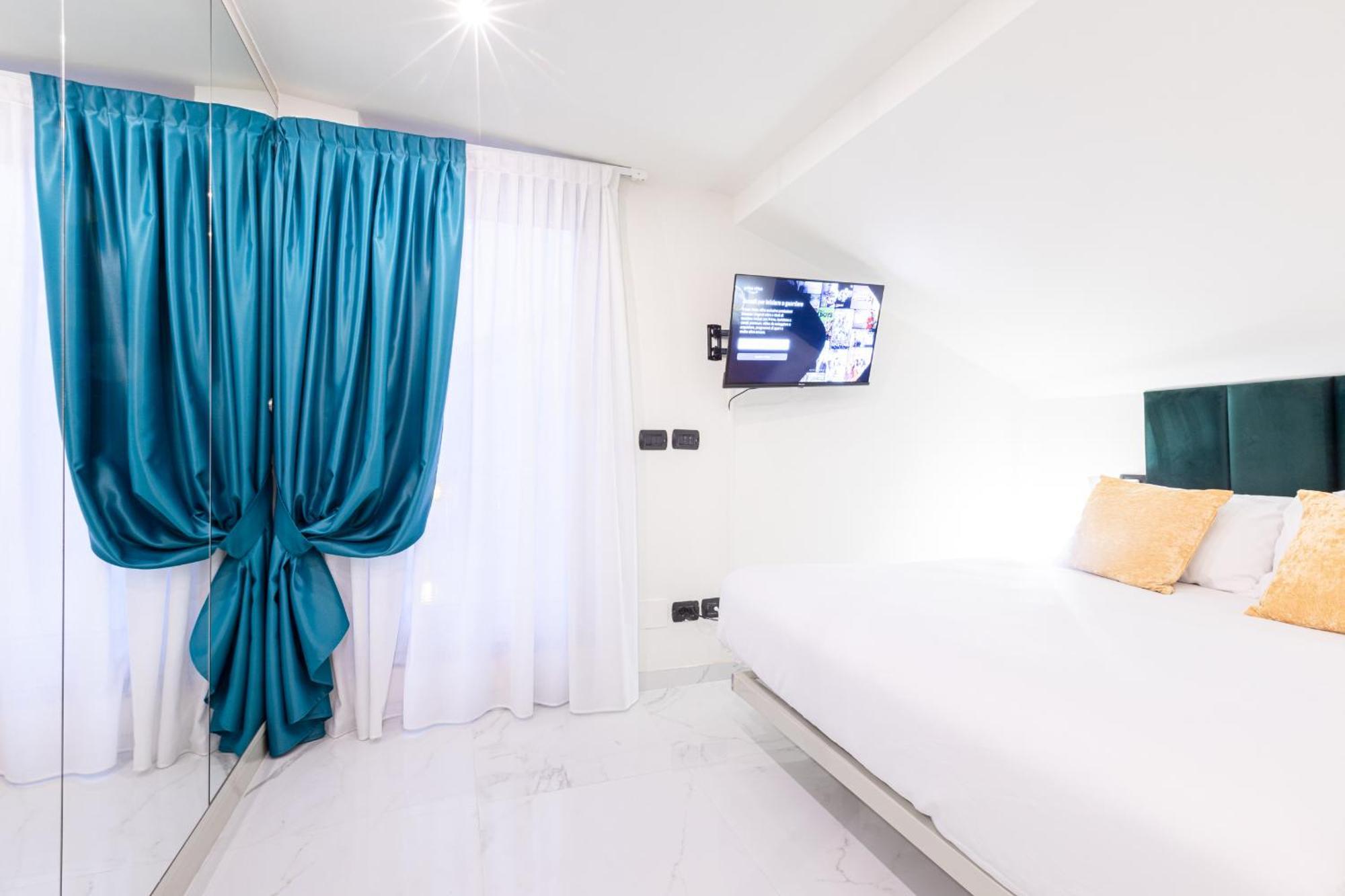 Monte Napoleone Split-Level Terrace Apartment - Top Collection มิลาน ภายนอก รูปภาพ