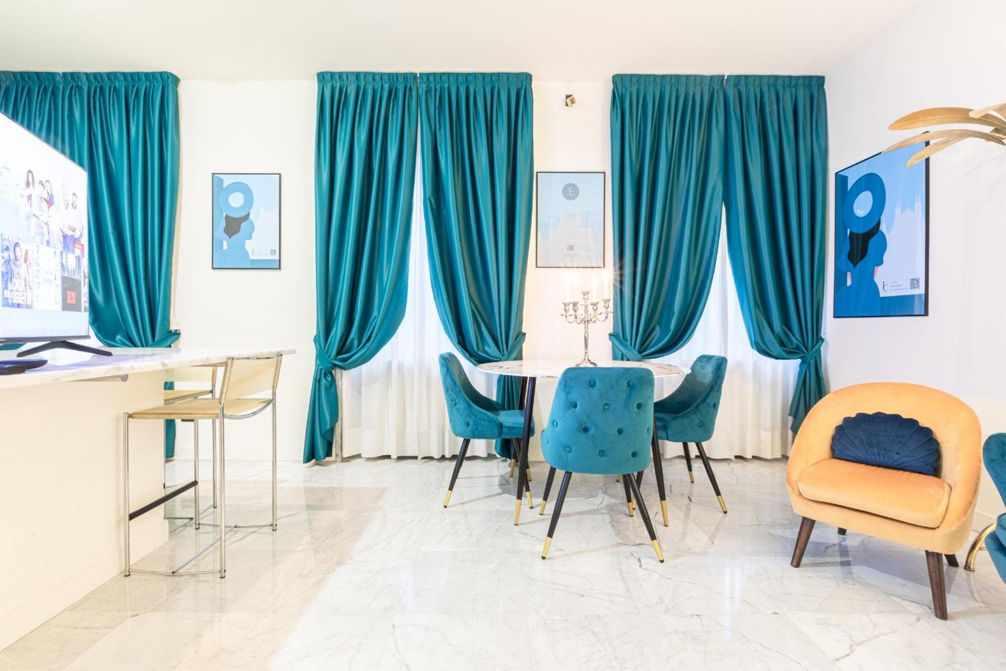 Monte Napoleone Split-Level Terrace Apartment - Top Collection มิลาน ภายนอก รูปภาพ