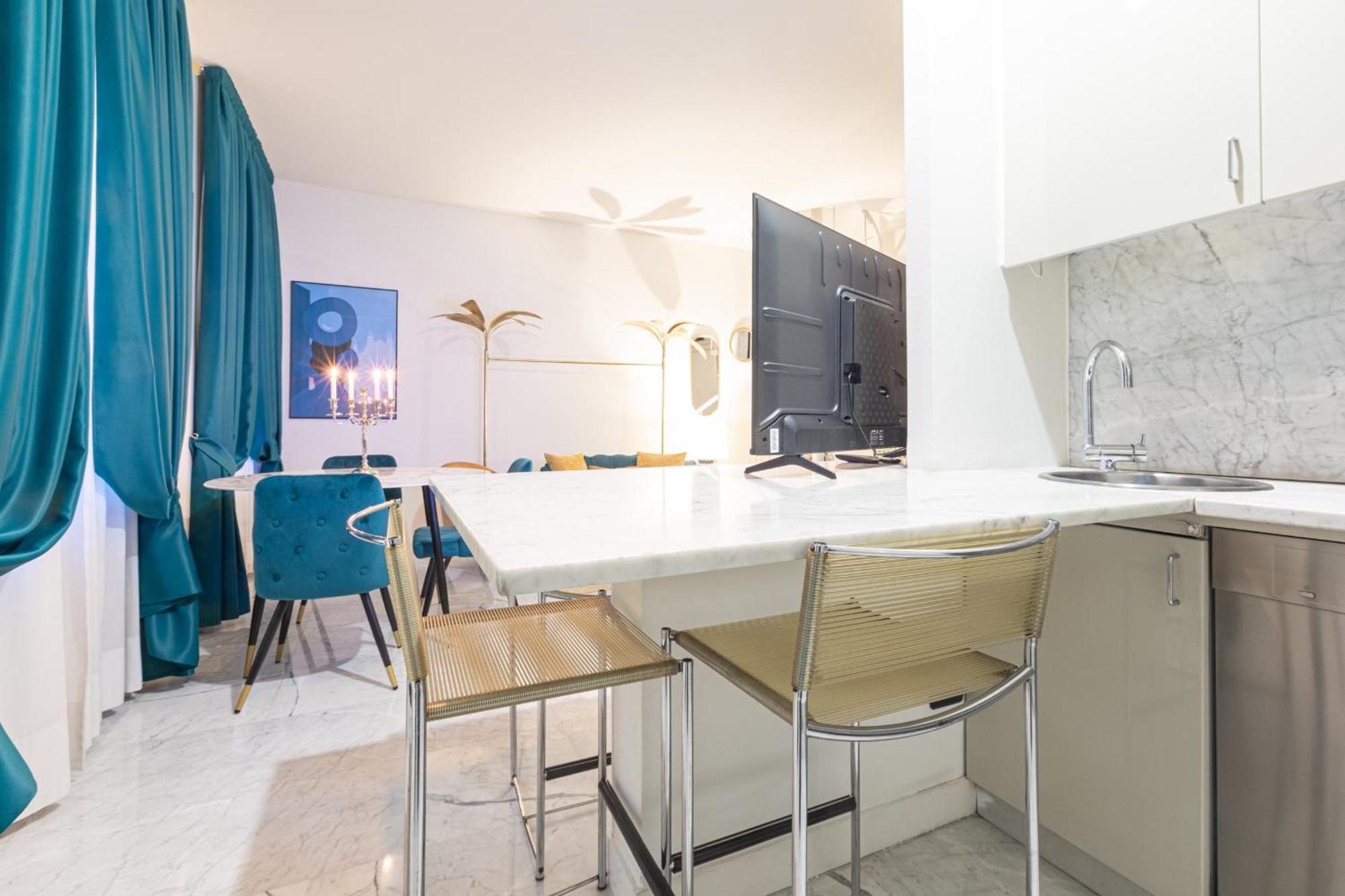 Monte Napoleone Split-Level Terrace Apartment - Top Collection มิลาน ภายนอก รูปภาพ