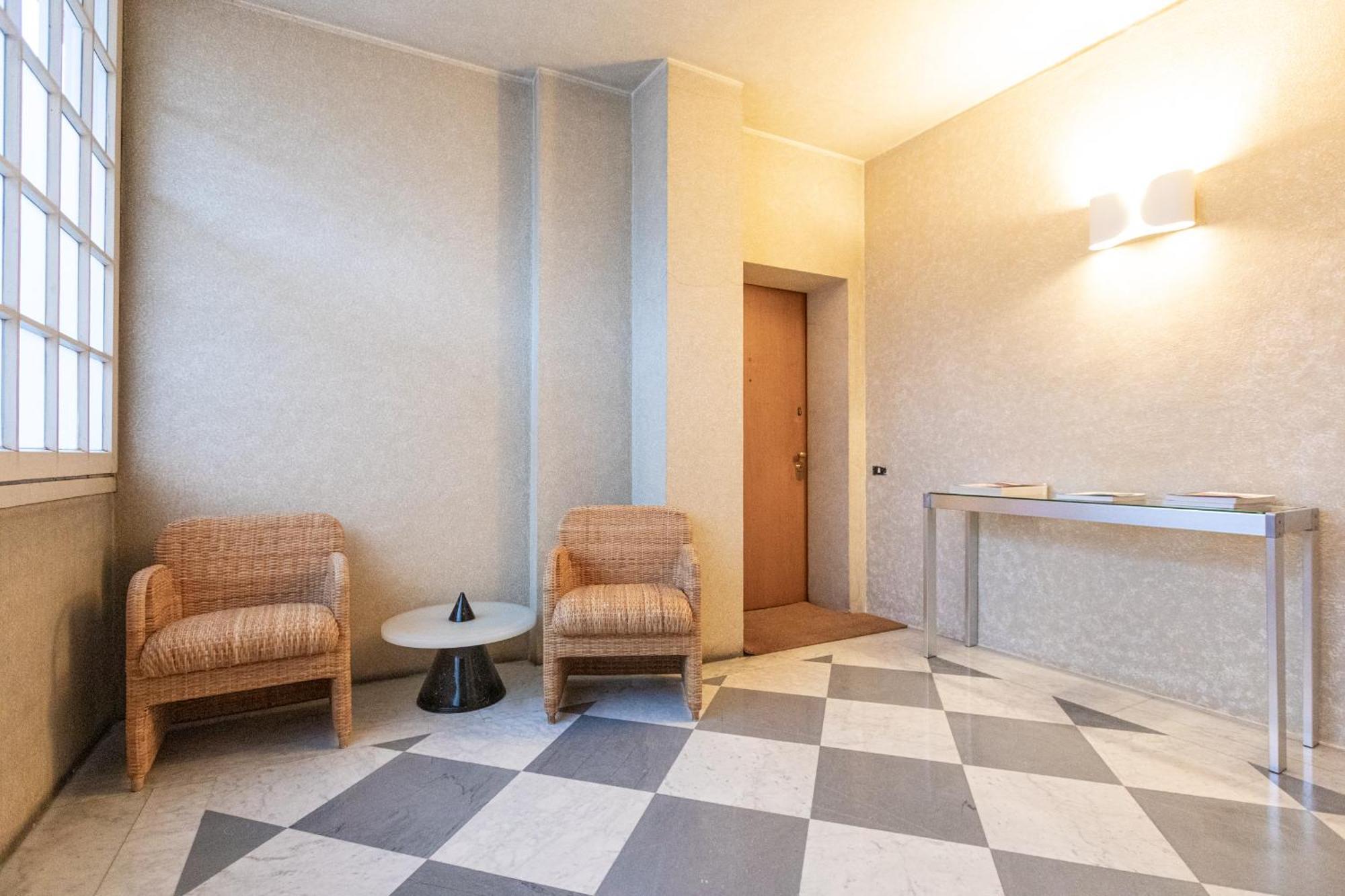 Monte Napoleone Split-Level Terrace Apartment - Top Collection มิลาน ภายนอก รูปภาพ